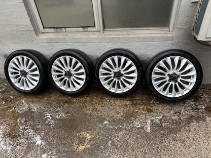 Fiat 500X 18” Alloy Wheels with Very Good Tyres