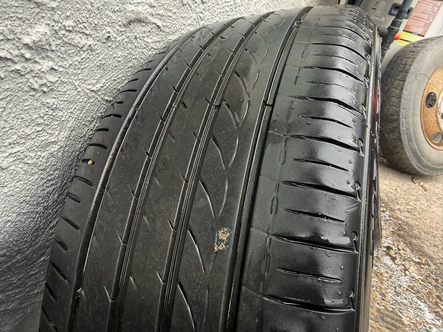 Fiat 500X 18” Alloy Wheels with Very Good Tyres