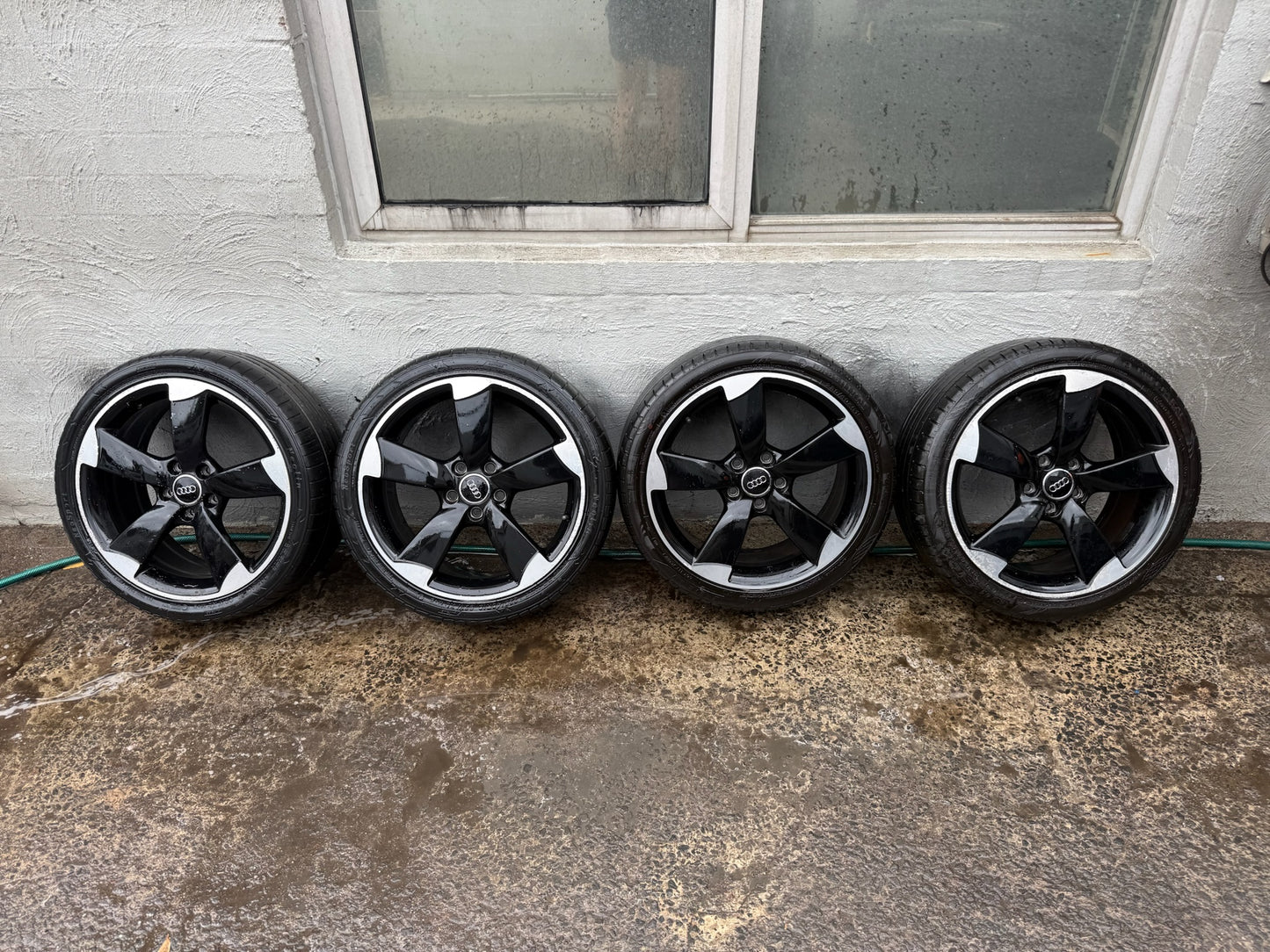 Audi A3/S3 Rotor 18” Alloy Wheels with Tyres