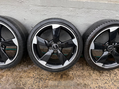 Audi A3/S3 Rotor 18” Alloy Wheels with Tyres