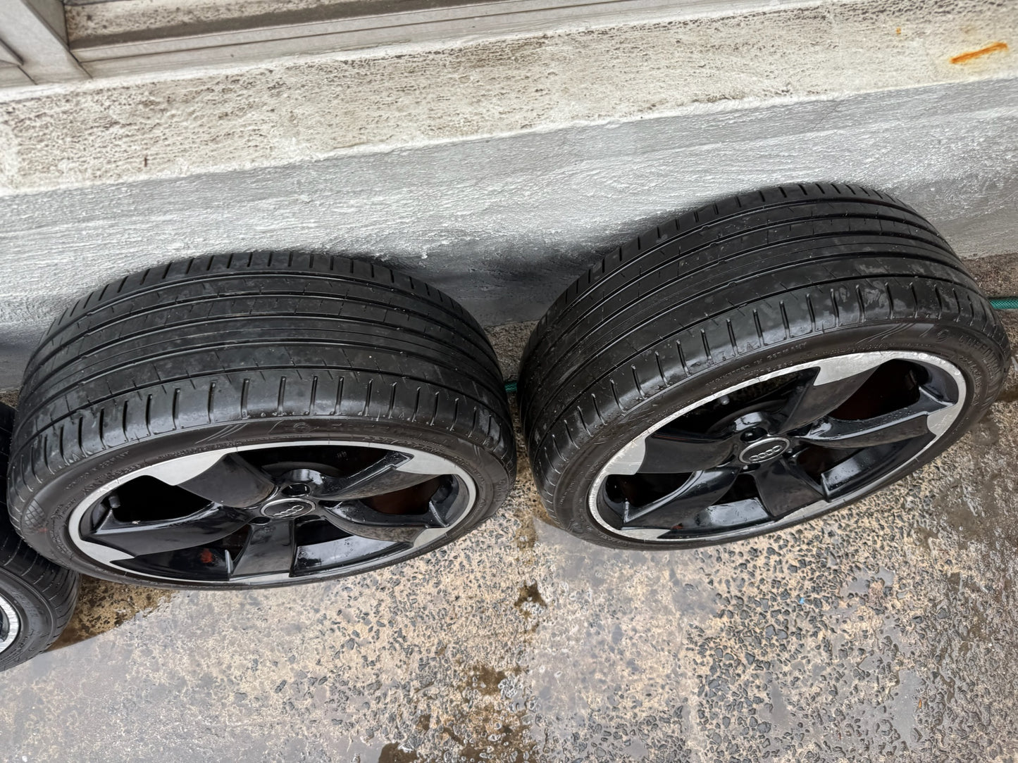 Audi A3/S3 Rotor 18” Alloy Wheels with Tyres