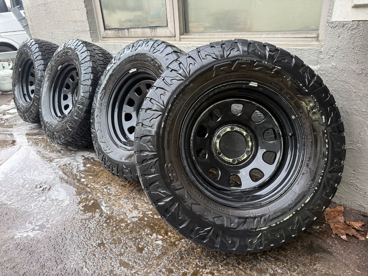 Maxxis Razr Tyres on 6 Stud&nbsp; Steel Rims