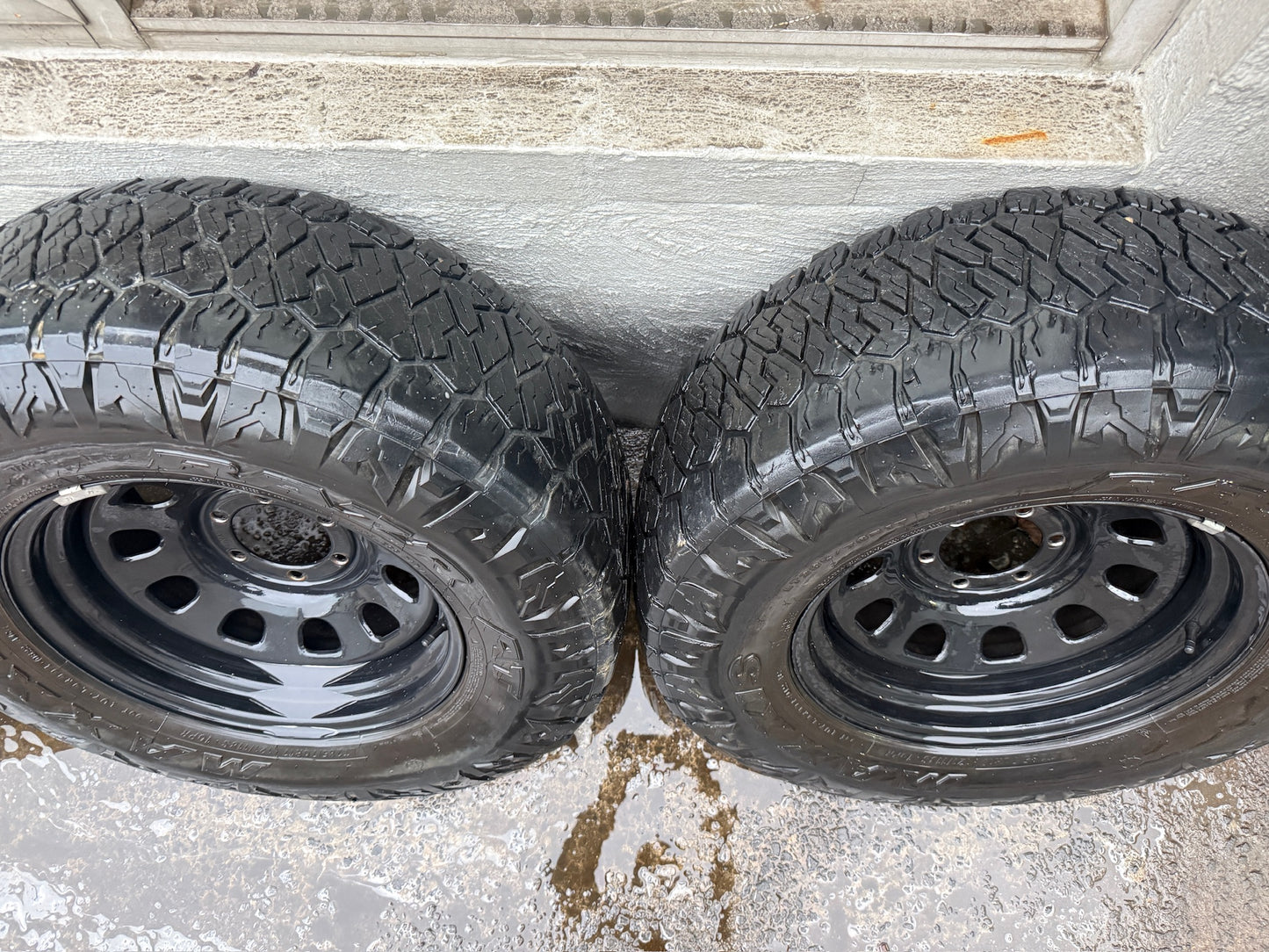 Maxxis Razr Tyres on 6 Stud&nbsp; Steel Rims