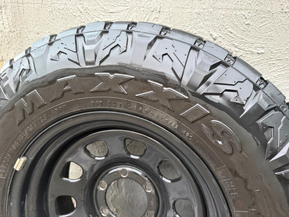 Maxxis Razr Tyres on 6 Stud&nbsp; Steel Rims