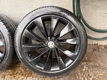 Volkswagen Passat 18” Alloy Wheels with Good Tyres