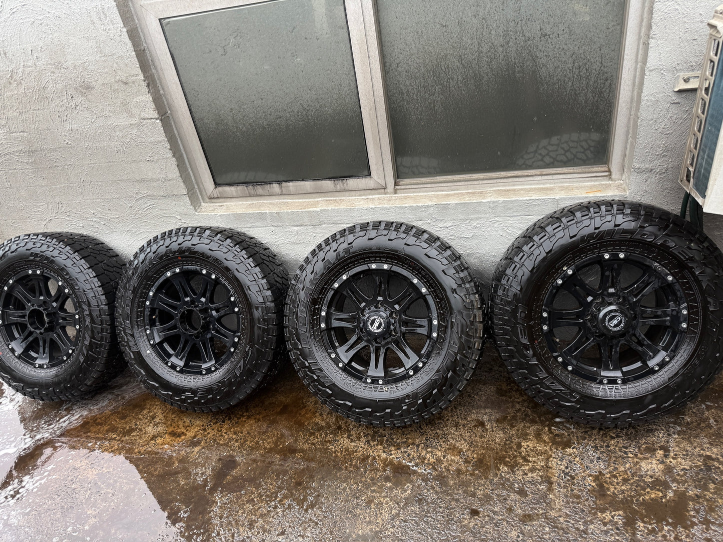 CSA Black 6 Stud 17” Alloy Wheels with Excellent Tyre