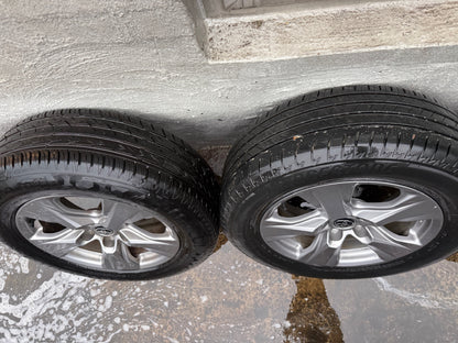Toyota RAV4 17” Alloy Wheels with Good Bridgestone Tyres