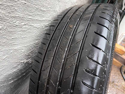 Toyota RAV4 17” Alloy Wheels with Good Bridgestone Tyres