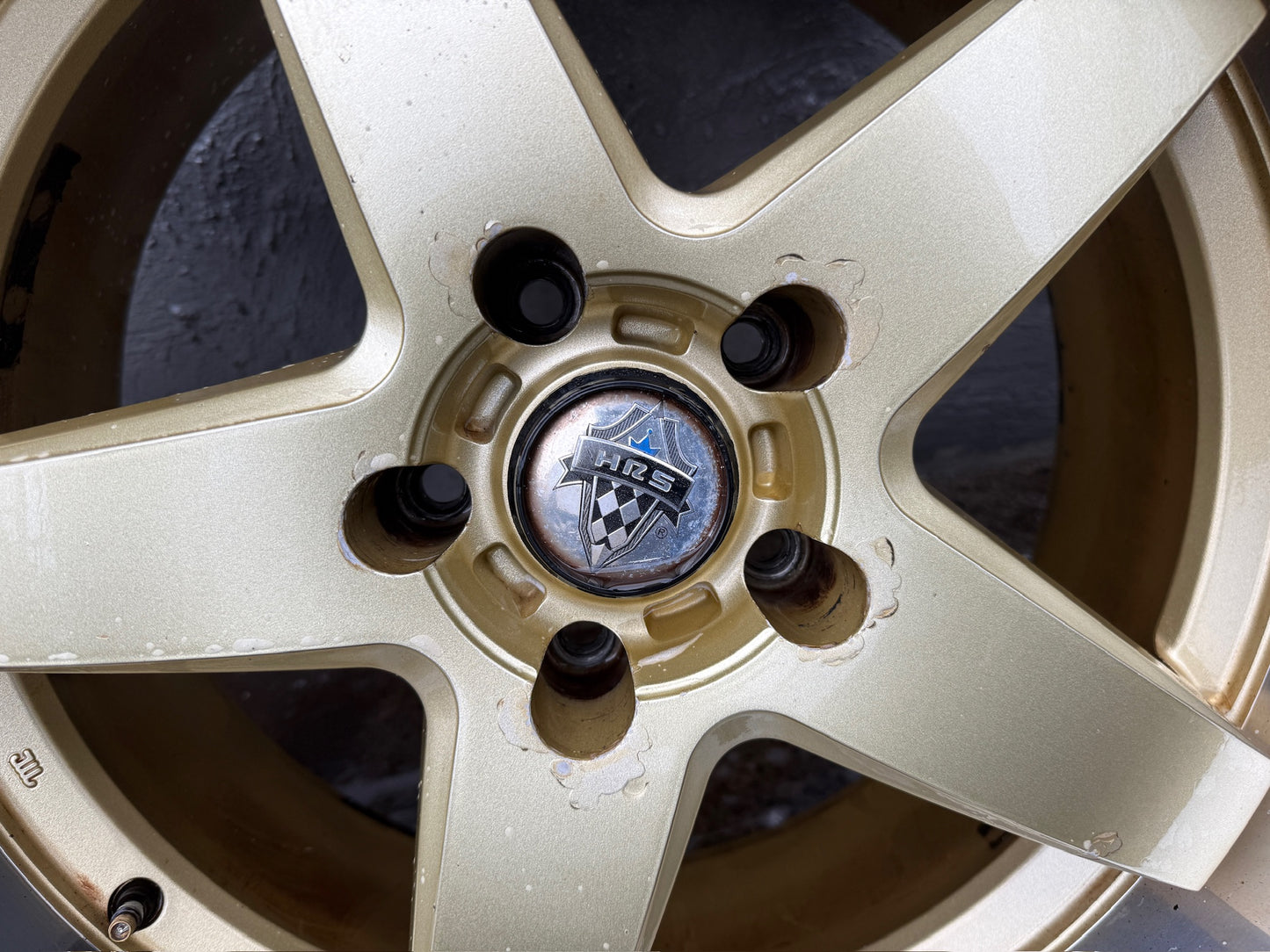 HRS Dished 20” Alloy Wheels with Tyres