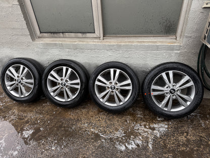 Hyundai Elantra 16” Alloy Wheels with Tyres