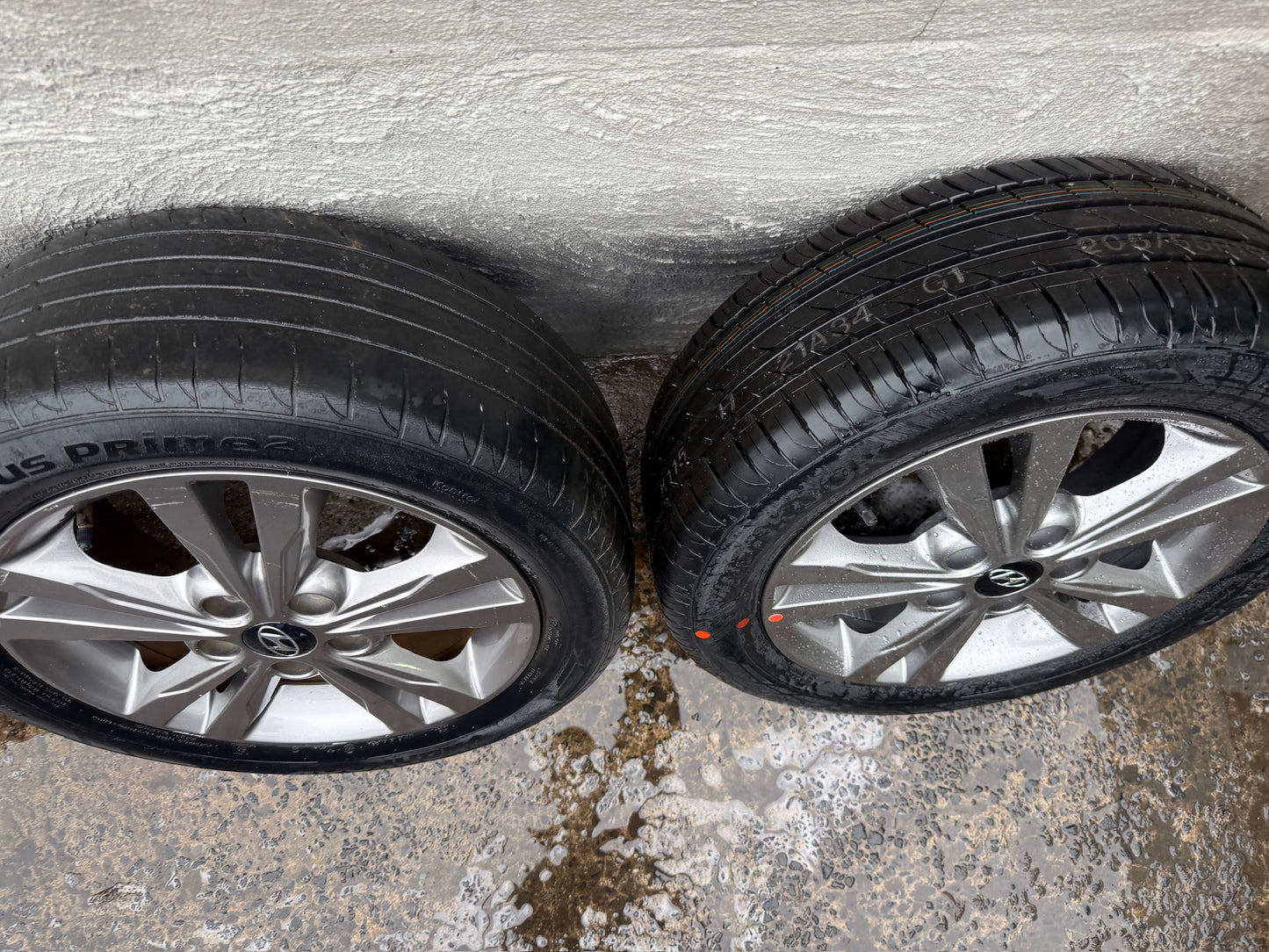Hyundai Elantra 16” Alloy Wheels with Tyres