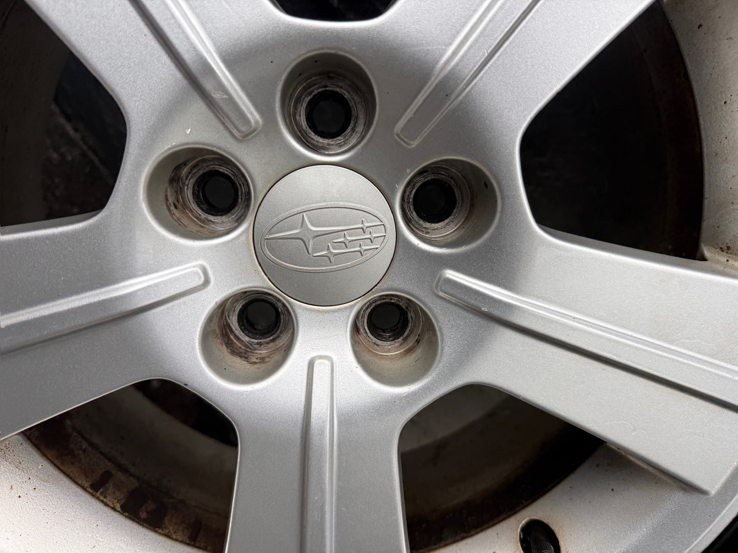 Subaru Forester 16” Alloy Wheels with Good Tyres