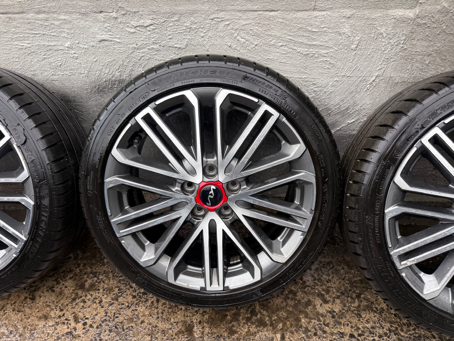 Kia Cerato 18” Alloy Wheels with Good Tyres - Set of 5