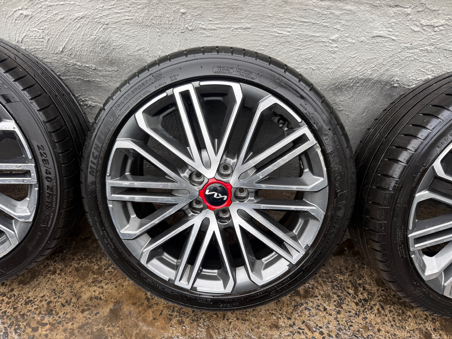 Kia Cerato 18” Alloy Wheels with Good Tyres - Set of 5