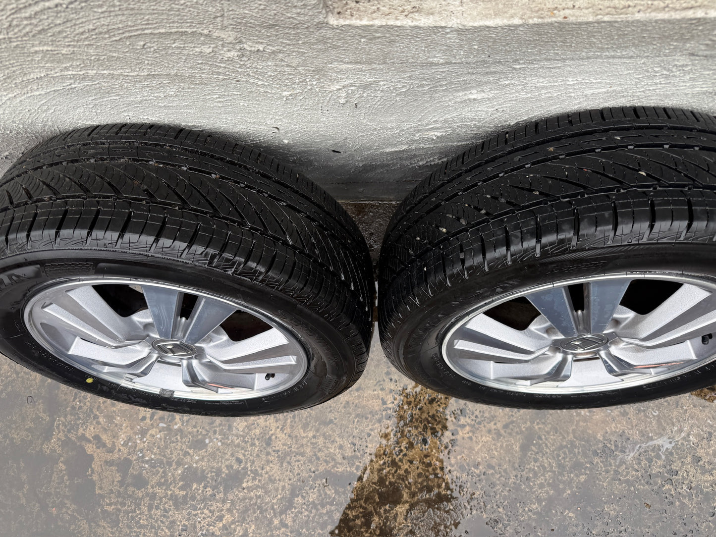 Honda Accord 16” Alloy Wheels with Good Bridgestone Tyres