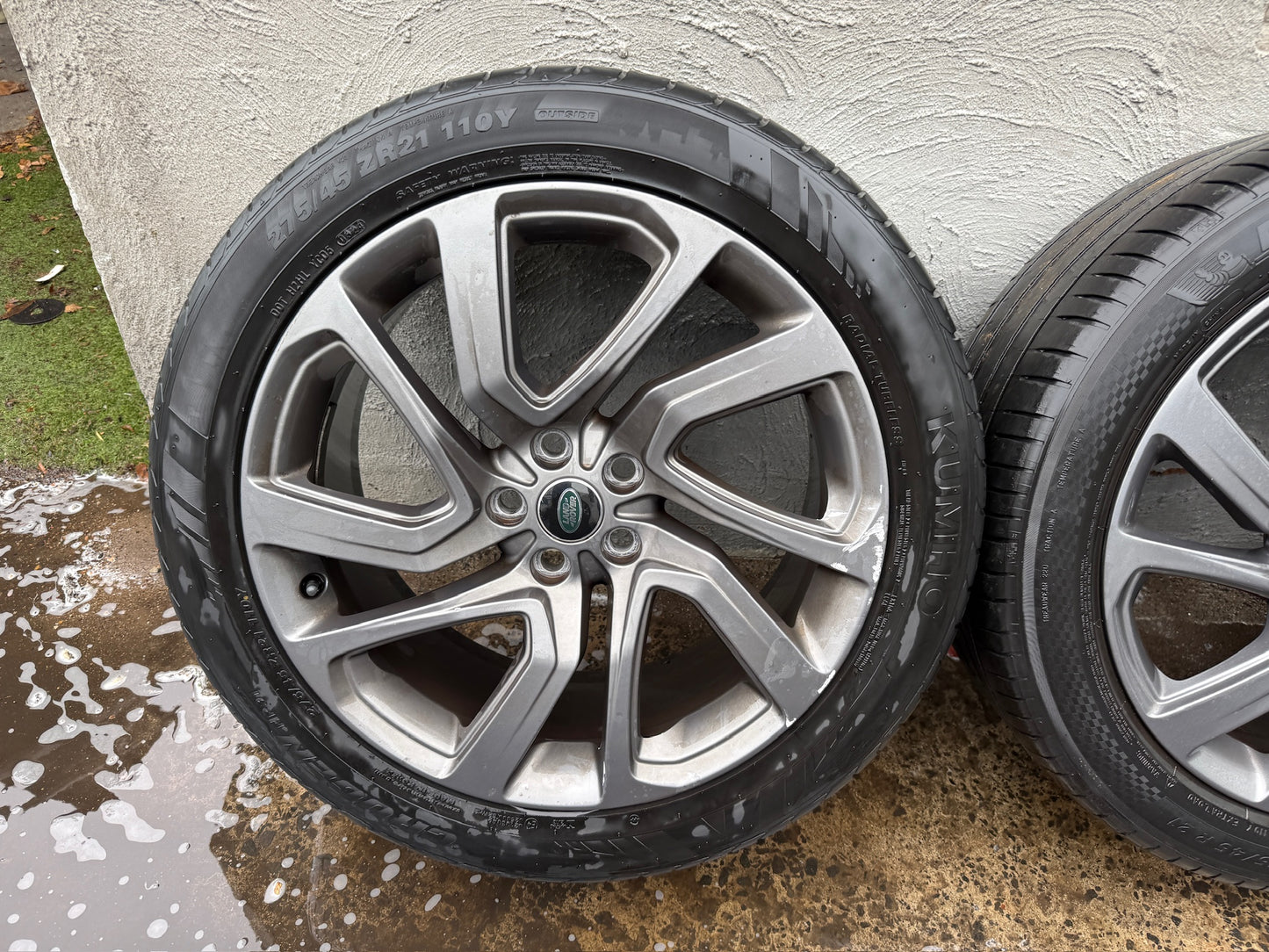 Land Rover Range Rover Sport 21” Alloy Wheels with Good Tyres