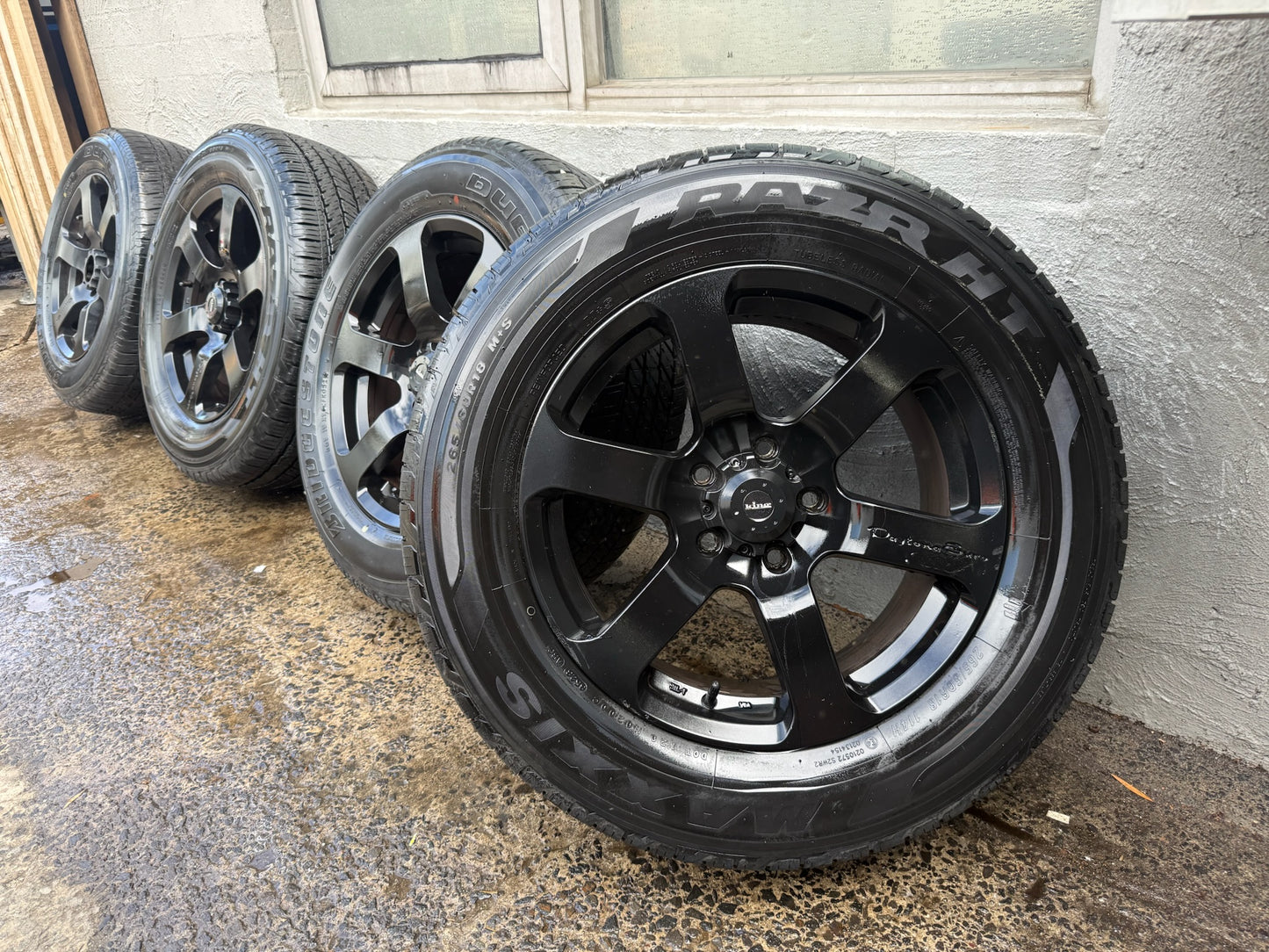 King Daytona 5 Stud 18” Black Alloy Wheels with Bridgestone Dueler Tyres