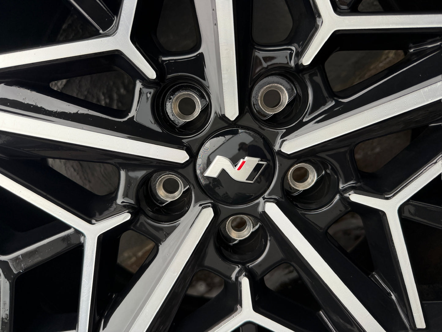 Hyundai Tucson N Line 19” Alloy Wheels with Excellent Tyres
