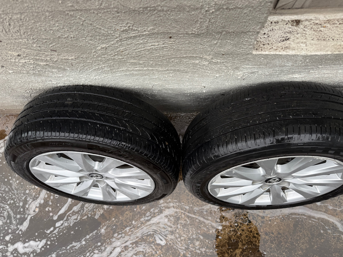 Toyota Camry 17” Alloy Wheels with Good Tyres