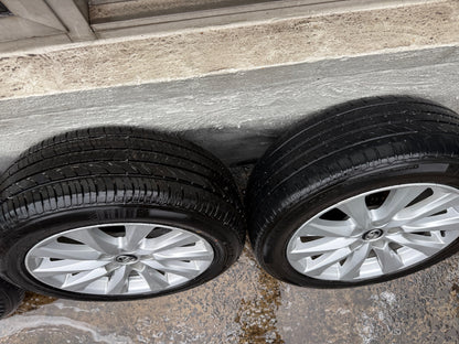 Toyota Camry 17” Alloy Wheels with Good Tyres