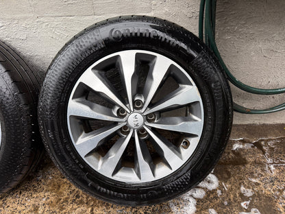 Kia Carnival 18” Alloy Wheels with Good Tyres