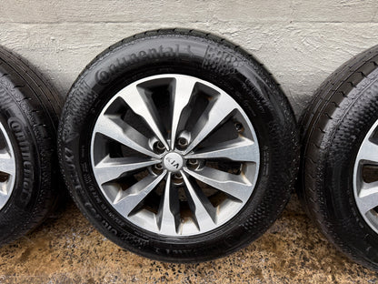Kia Carnival 18” Alloy Wheels with Good Tyres