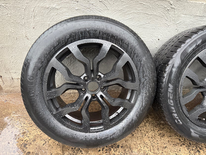 Audi Q5 18” Alloy Wheels with Tyres