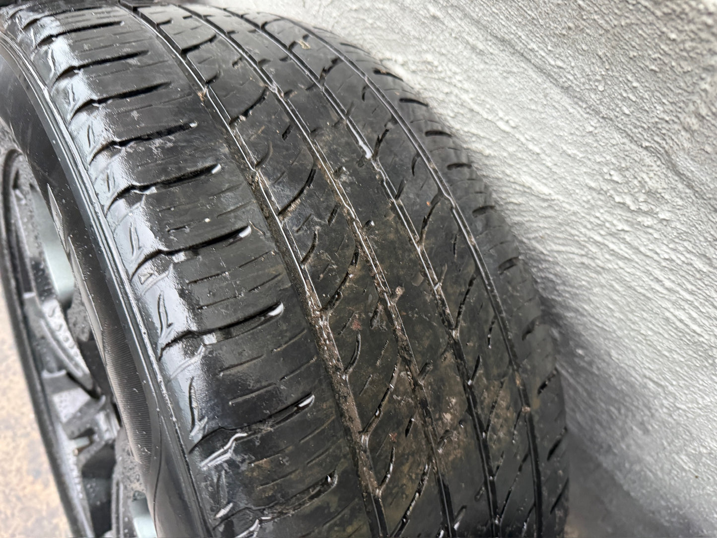 Audi Q5 18” Alloy Wheels with Tyres