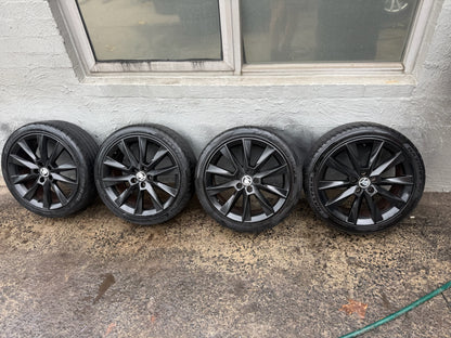 Skoda Fabia 17” Alloy Wheels with Very Good Tyres
