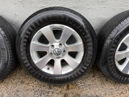 Volkswagen Tiguan 16” Alloy Wheels with Excellent Tyres