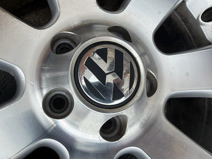 Volkswagen Tiguan 16” Alloy Wheels with Excellent Tyres