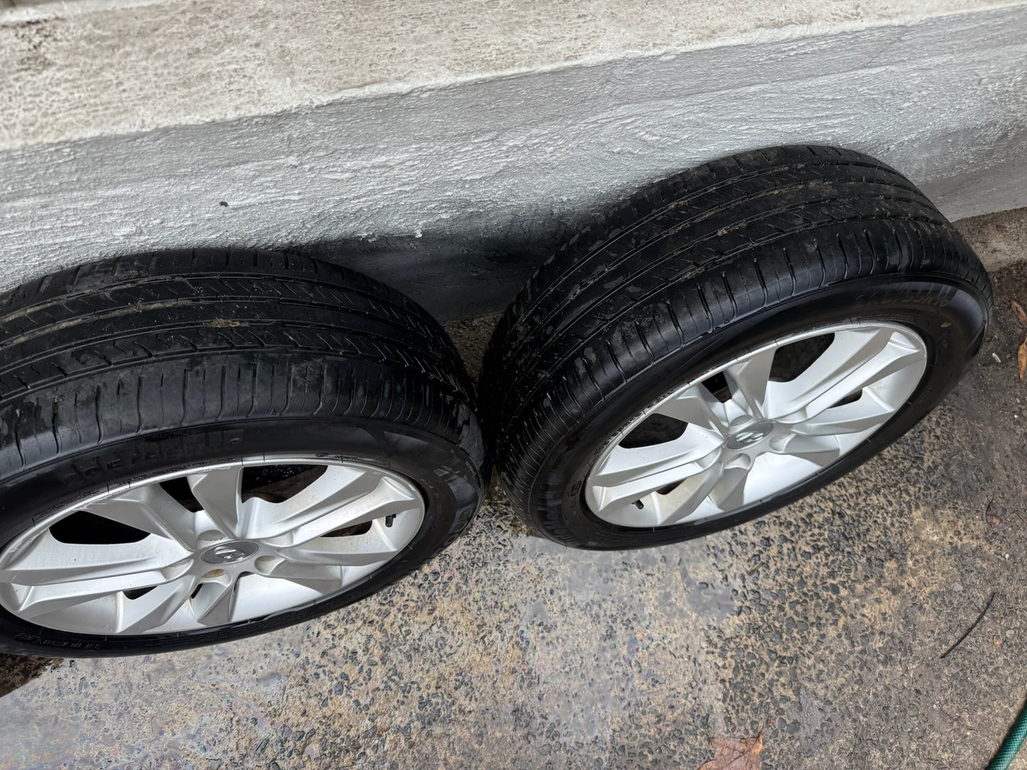 Hyundai i30/Elantra 16” Alloy Wheels with Good Tyres