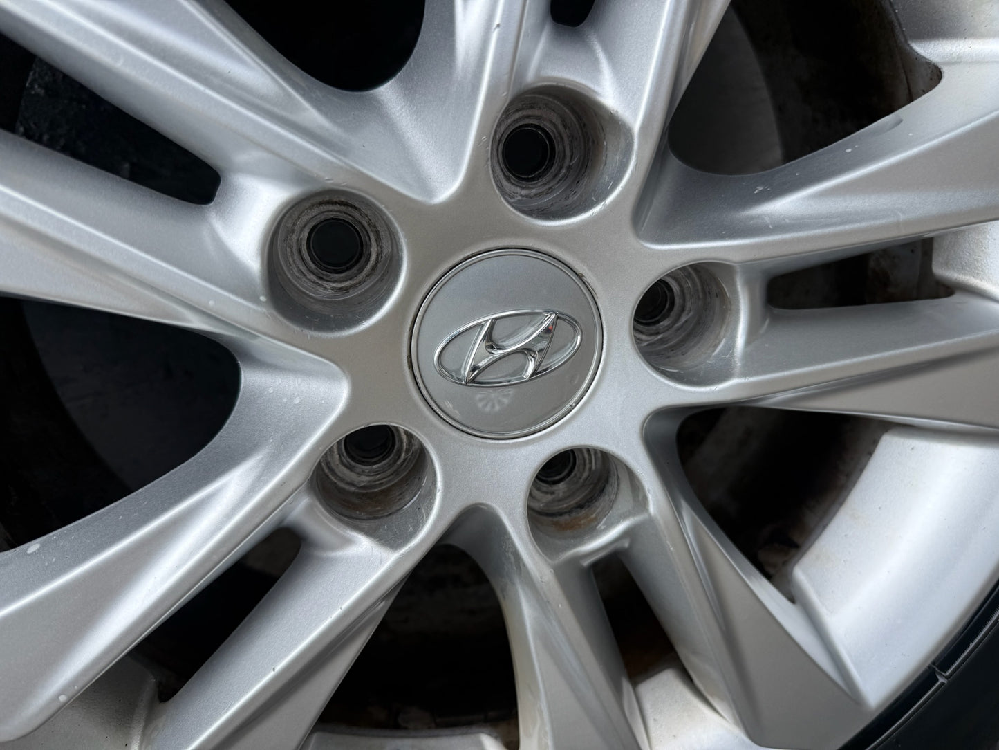 Hyundai i30/Elantra 16” Alloy Wheels with Good Tyres
