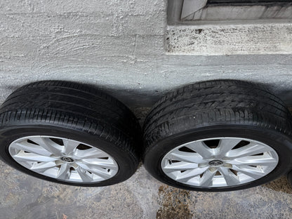 Toyota Camry 17” Alloy Wheels with Good Tyres