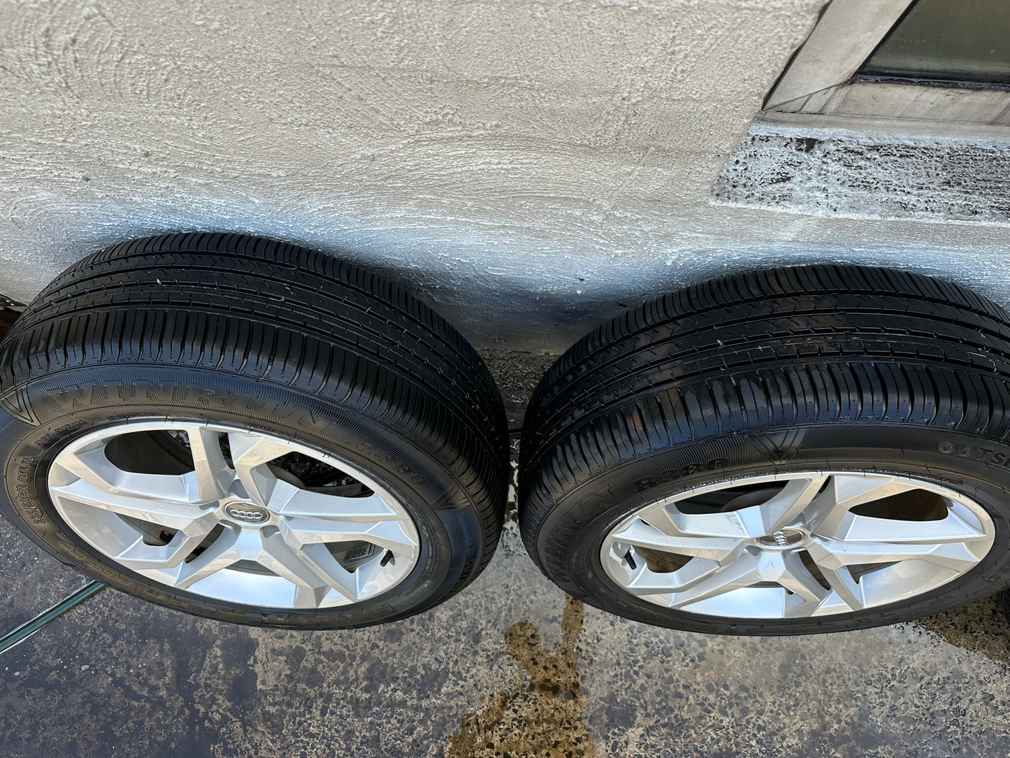 Audi Q5 18” Alloy Wheels with Excellent Tyres
