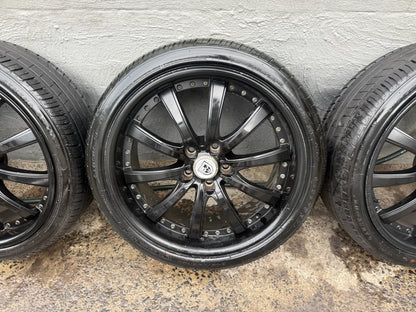 Lexani Black VE/VF Commodore  20” Alloy Wheels with Excellent Tyres