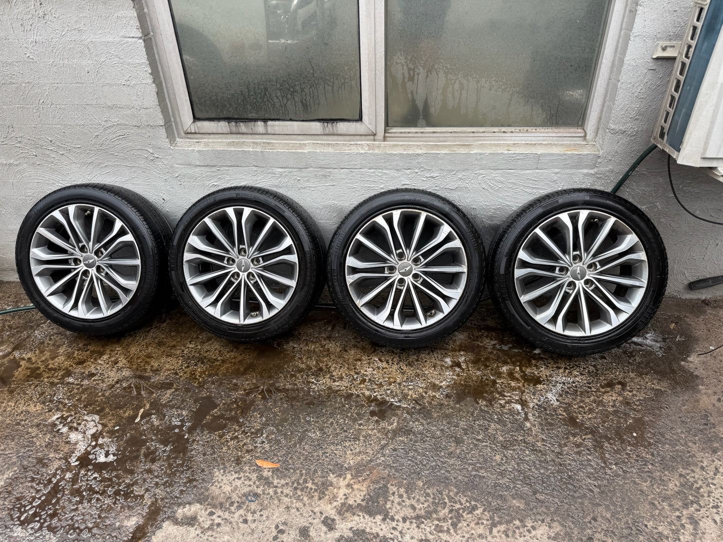 Genesis G80 18” Alloy Wheels with Good Tyres