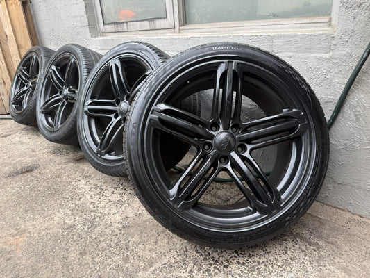 Audi Q7 Black 21” Alloy Wheels with Good Tyres