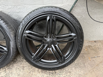 Audi Q7 Black 21” Alloy Wheels with Good Tyres