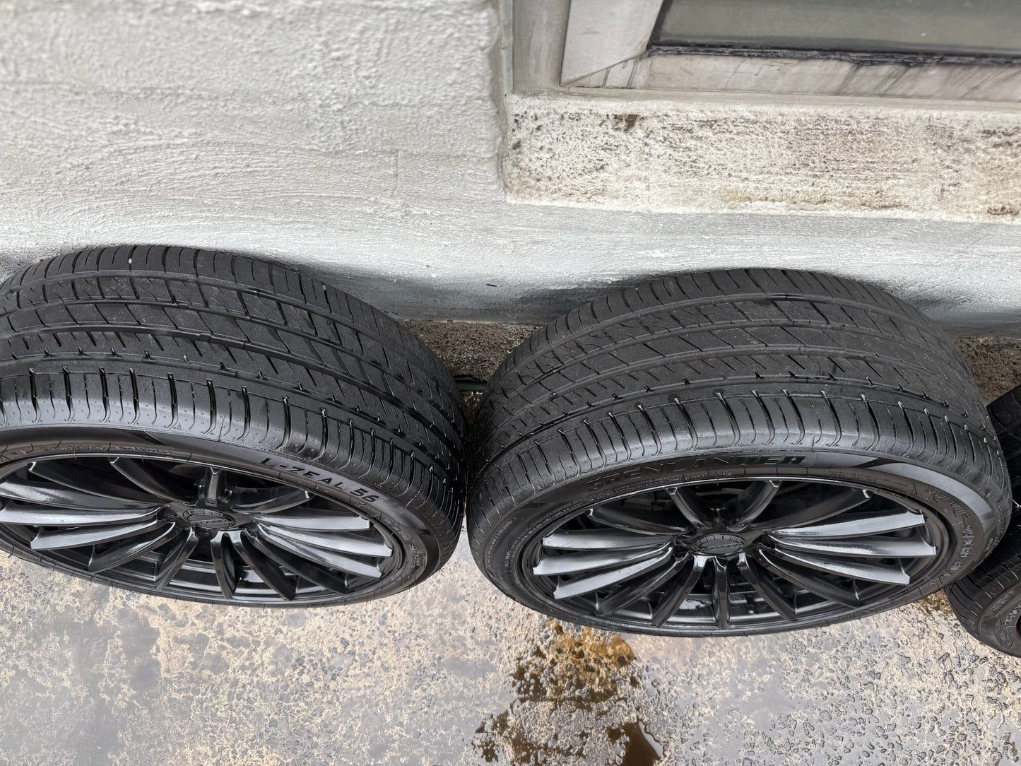 Hussla Black 19” Alloy Wheels with Good Tyres