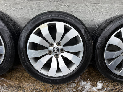 Holden Statesman/Caprice 18” Alloy Wheels with Good Tyres