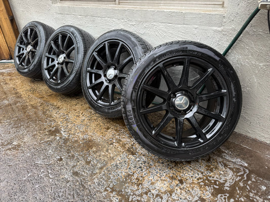 Mercedes Benz Black 17” Alloy Wheels with Good Tyres