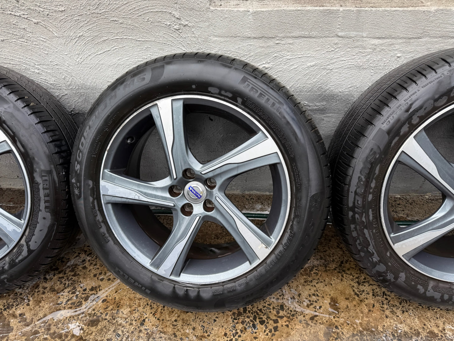 Volvo XC60 XC90 19” Alloy Wheels with Tyres