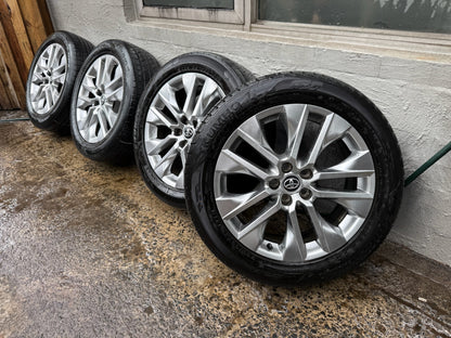 Toyota RAV4 19” Alloy Wheels with Excellent Tyres
