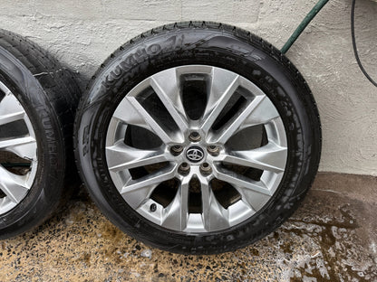 Toyota RAV4 19” Alloy Wheels with Excellent Tyres