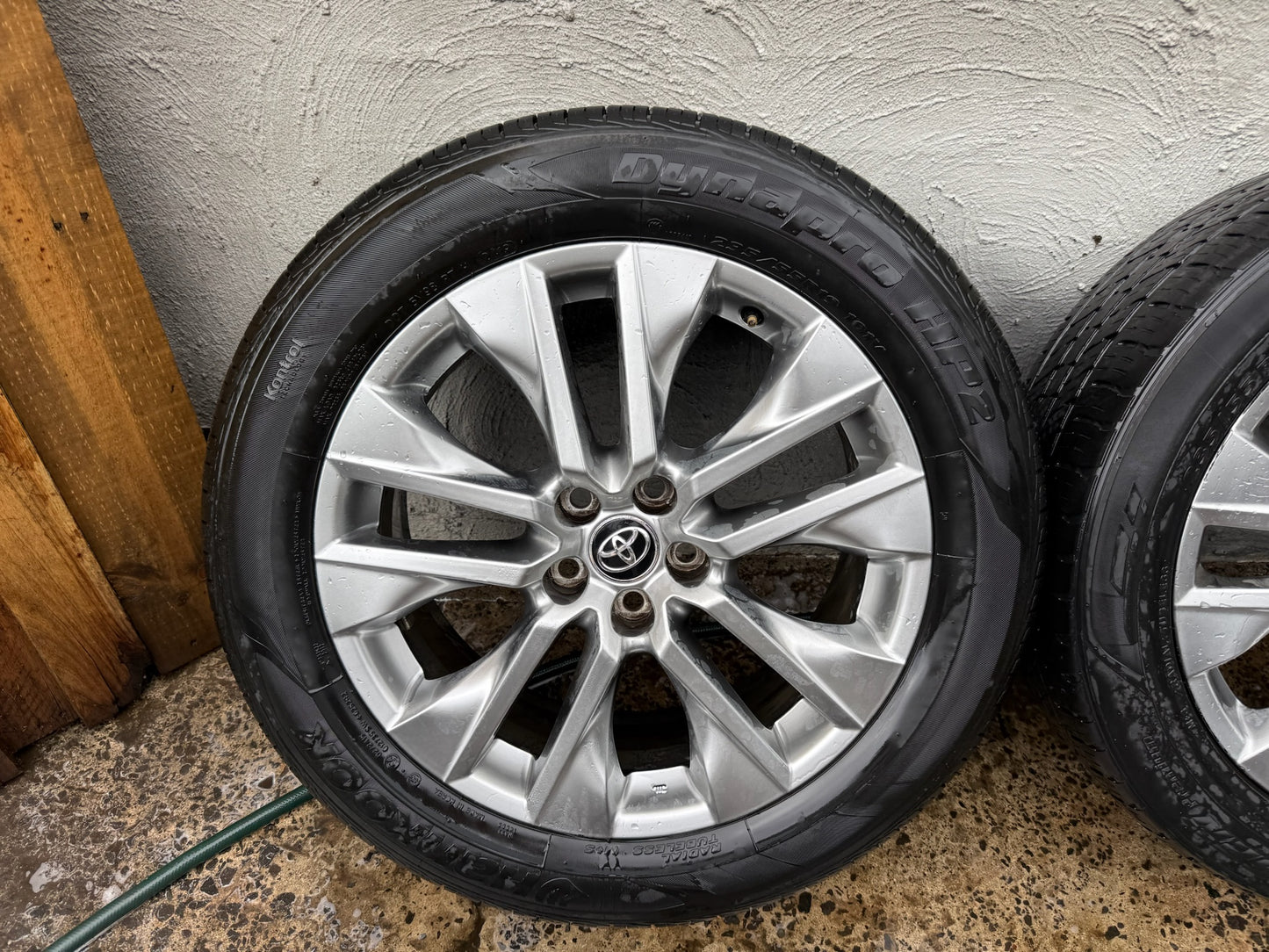 Toyota RAV4 19” Alloy Wheels with Excellent Tyres