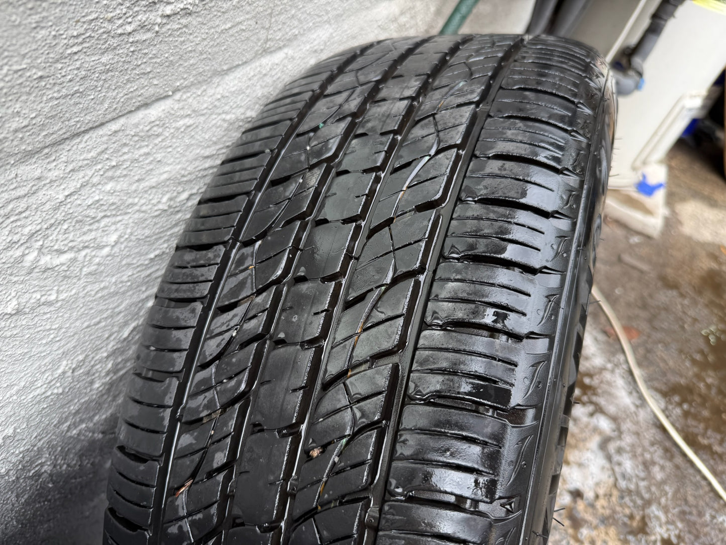 Toyota RAV4 19” Alloy Wheels with Excellent Tyres