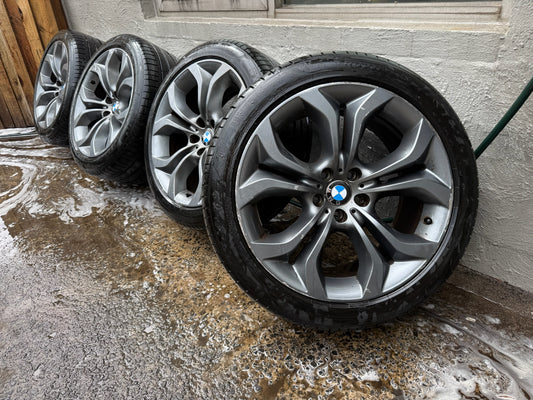BMW X5 X6 20” Staggered Alloy Wheels with Good Tyres