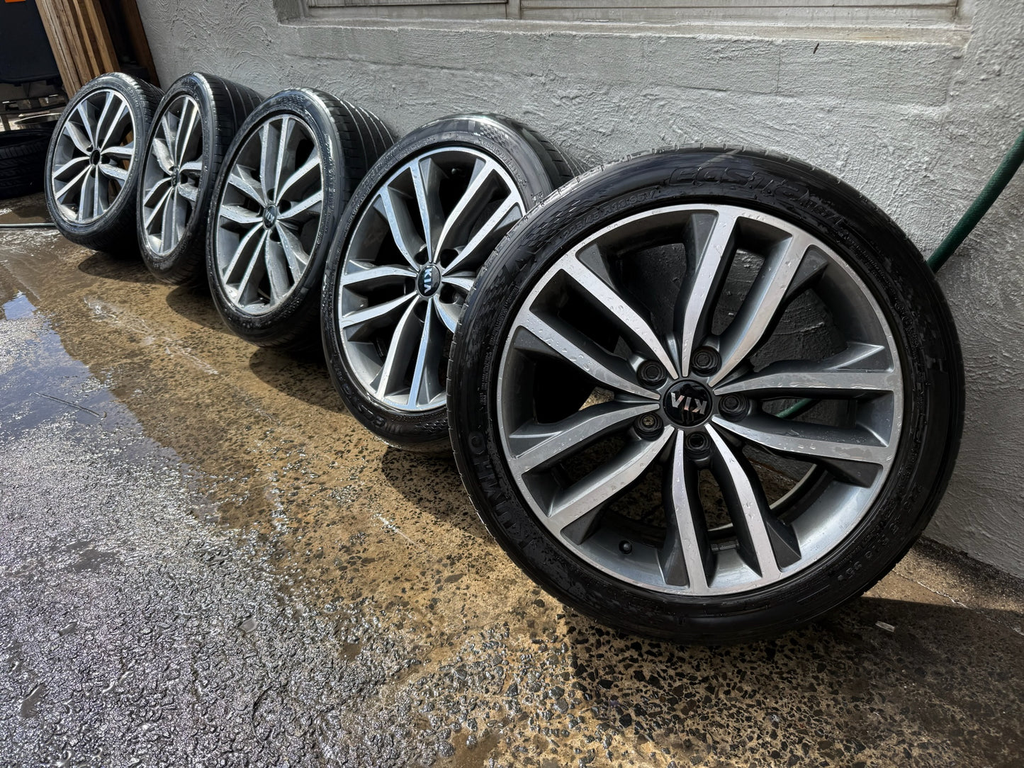 Kia Cerato 18” Alloy Wheels with Tyres