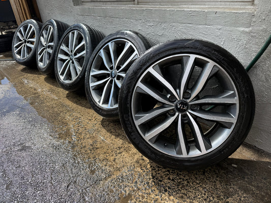 Kia Cerato 18” Alloy Wheels with Tyres